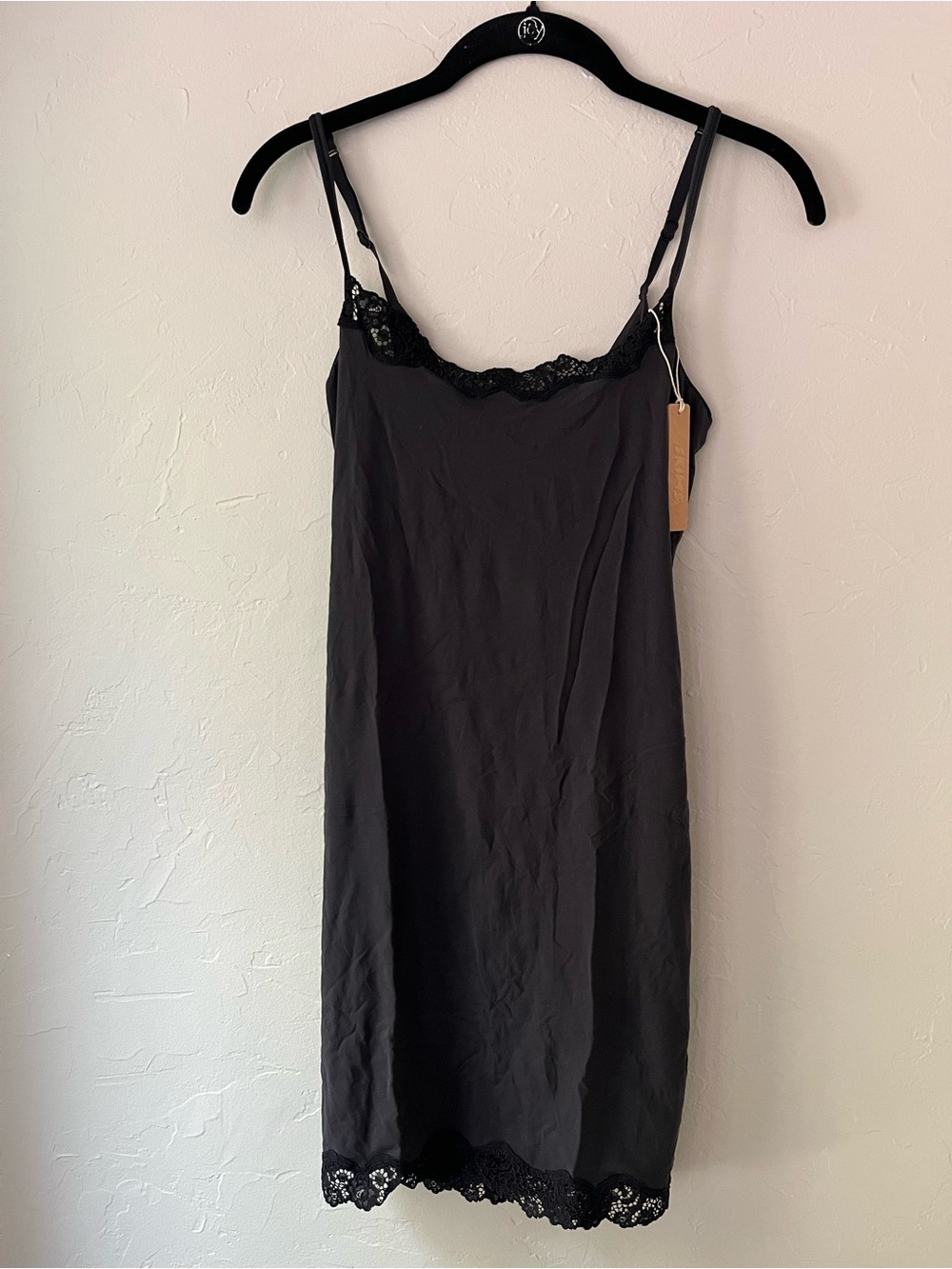SKIMS FITS EVERYBODY LACE SLIP DRESS IN ONYX XXS S M L - Picture 3 of 5